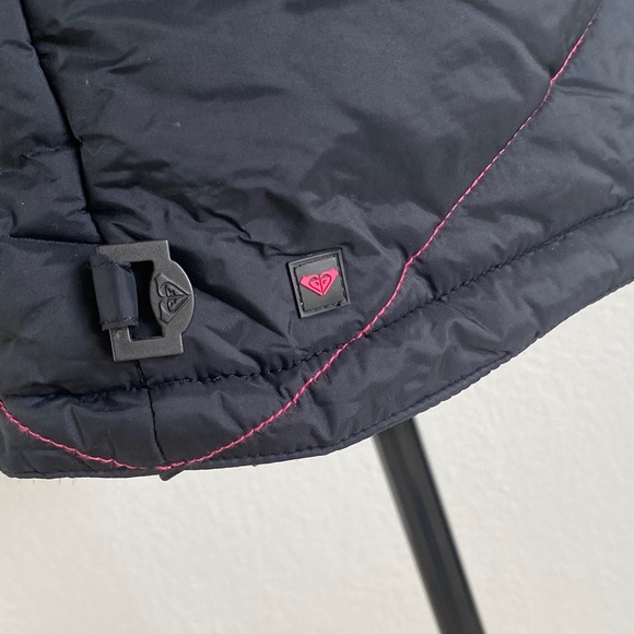Roxy Black Snowboard/Ski Jacket with removable Hood - Picture 7 of 16